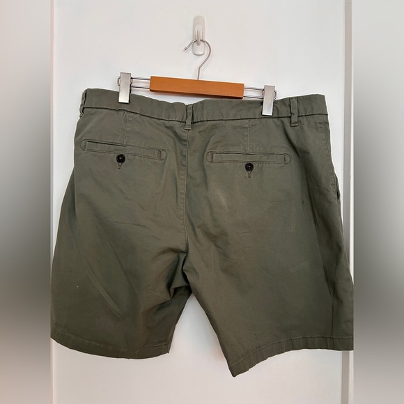 Men’s Scott Ellis Army Green Cotton Bermuda Shorts Size 36R - Picture 5 of 9